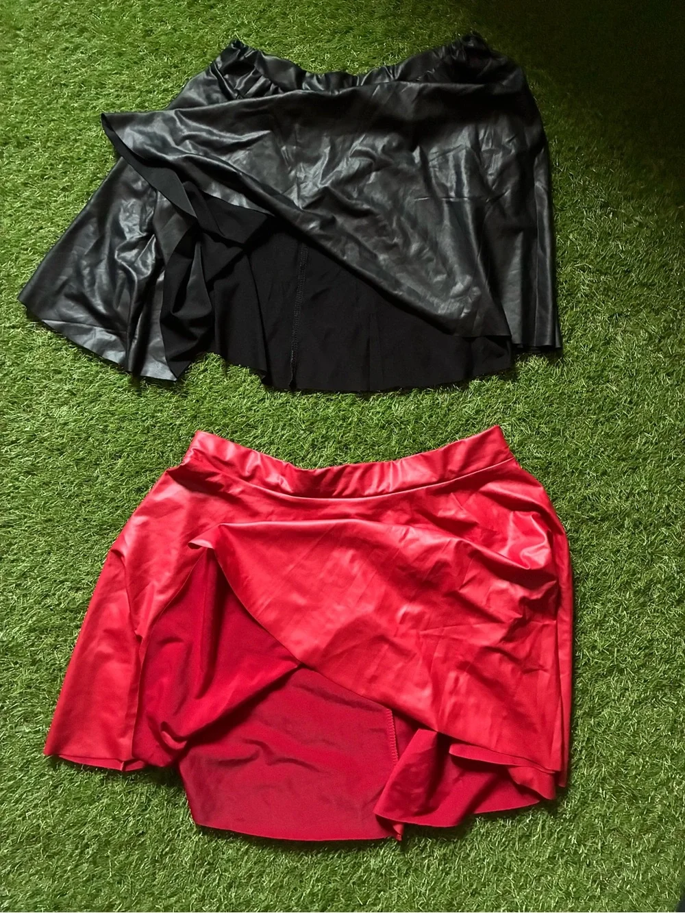 Women’s Faux Leather Skirt - Black and Red - Picture 2 of 3